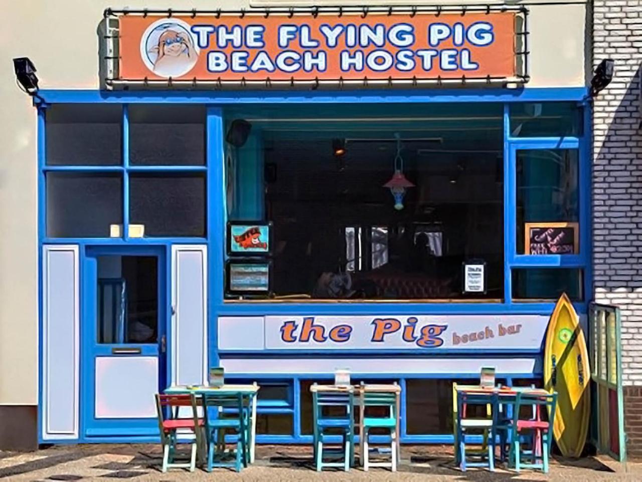 The Flying Pig Beach Hostel Noordwijk Esterno foto