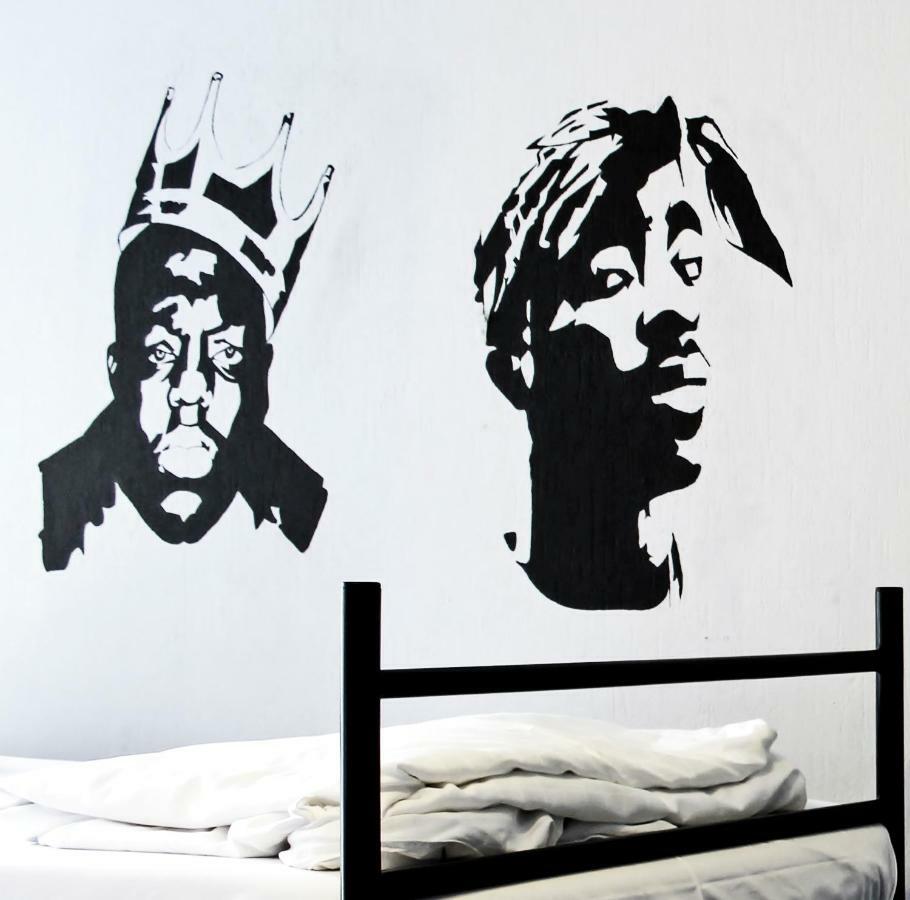 The Flying Pig Beach Hostel Noordwijk Esterno foto