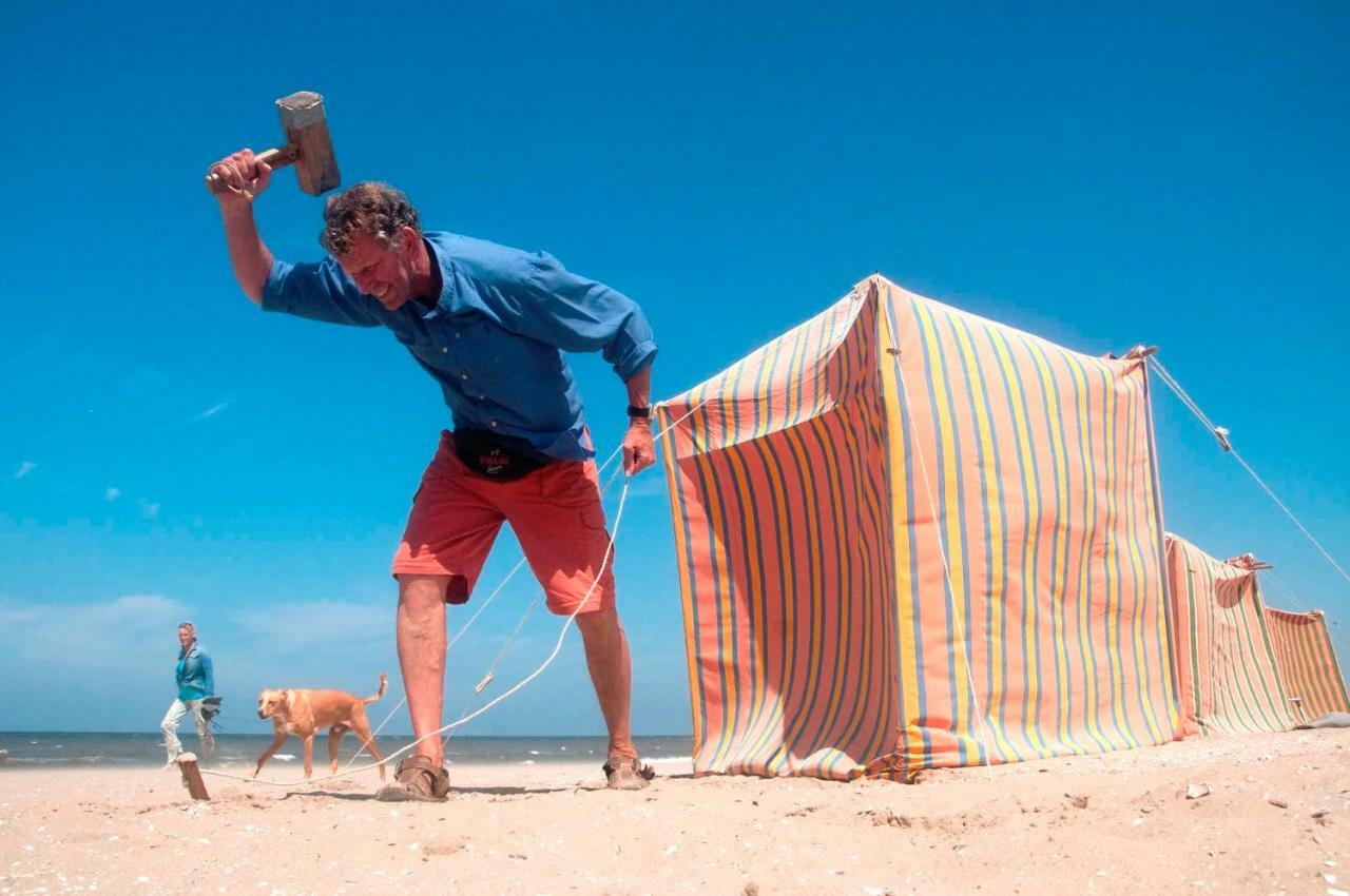 The Flying Pig Beach Hostel Noordwijk Esterno foto